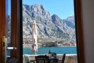 Апартаменты Apartments Tre Sorelle Котор Номер-студио с видом на море-10